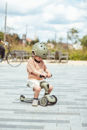 Εικόνα της Scoot & Ride Highwaykick 1 Παιδικό Πατίνι 2-Σε-1 Olive