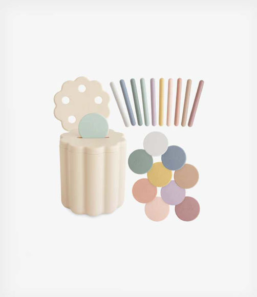 Εικόνα της Mushie Σετ Παιχνιδιού από Σιλικόνη Coin & Tube Sorting Set