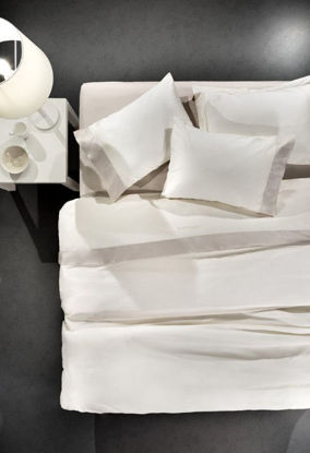 Εικόνα της Σετ 4τμχ Σεντόνια Silky Ivory-Natural Guy Laroche