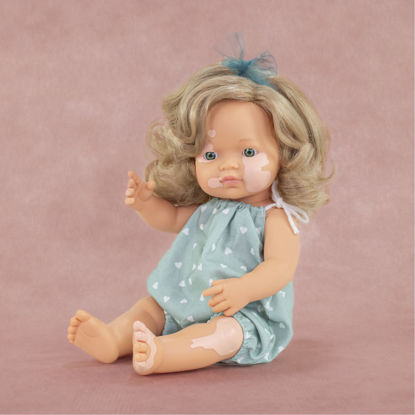 Εικόνα της MINILAND ΚΟΥΚΛΑ ΚΟΡΙΤΣΙ ΜΕ ΛΕΥΚΗ 38 CM ΜΕ ΡΟΥΧΑΛΑΚΙΑ