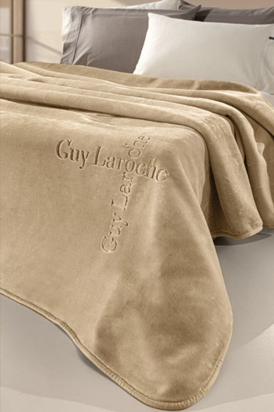 Εικόνα της Κουβέρτα Logo Almond 220x240 Guy Laroche