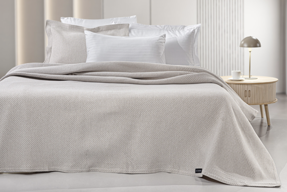 Εικόνα της Κουβέρτα Slalom Linen 245x260 Guy Laroche