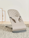 Εικόνα της Relax  BabyBjorn Bliss, Woven, Classic quilt, Sand Grey