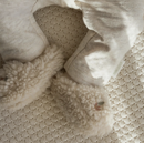 Εικόνα της Βρεφικά μποτάκια αγκαλιάς teddy Sand Flowers Νο 1 (0-3 μηνών)