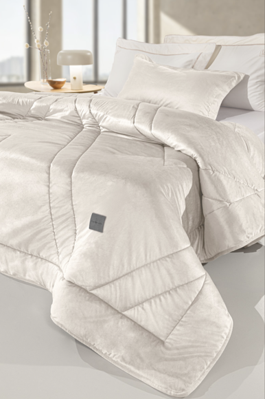 Εικόνα της Πάπλωμα Refine Beige 180x240 Guy Laroche